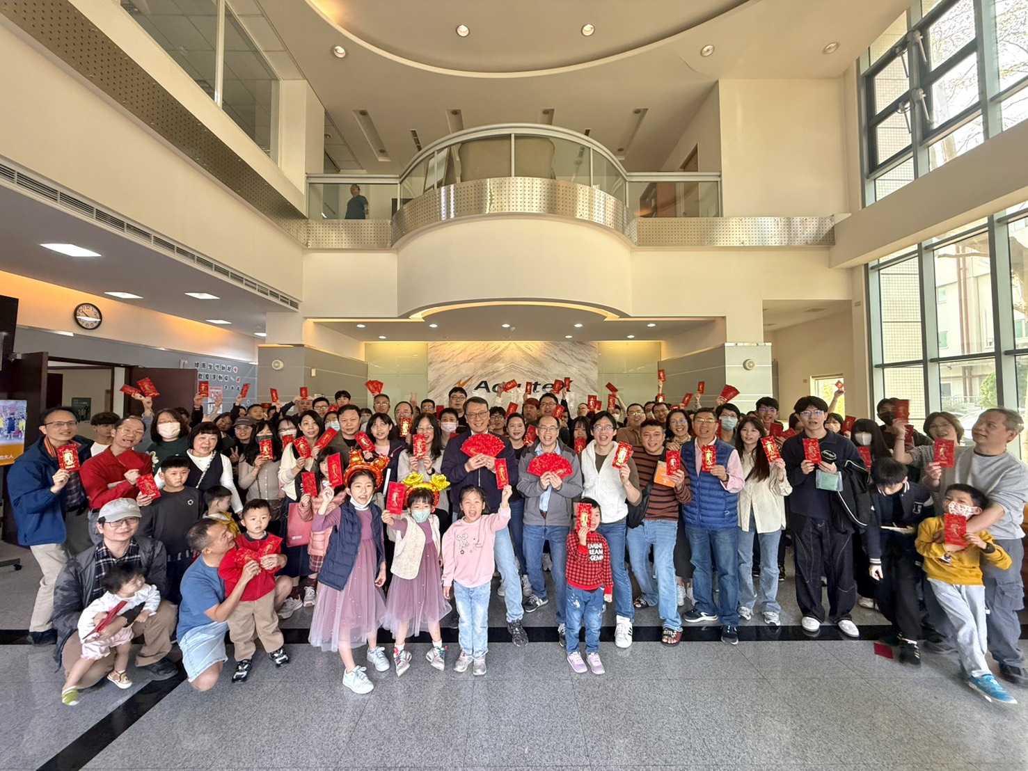 旧正月 – 5日目 | Accutex 馬年を意気揚々とスタート